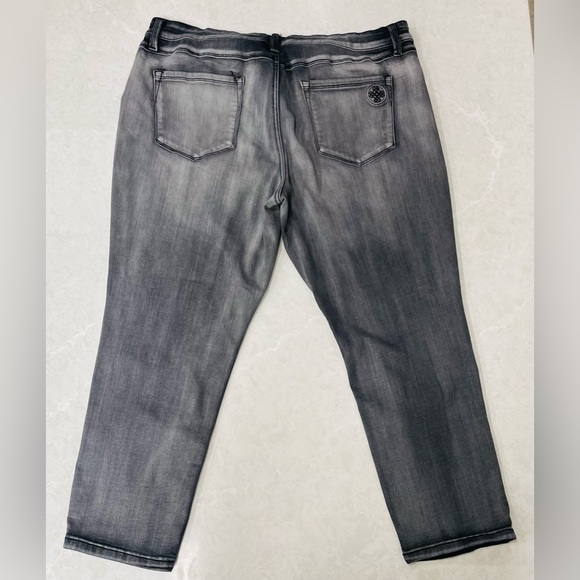 Laurie Felt Petite Silky Denim Colored Zip Fly Skinny Jeans Gray XLP - Picture 7 of 11